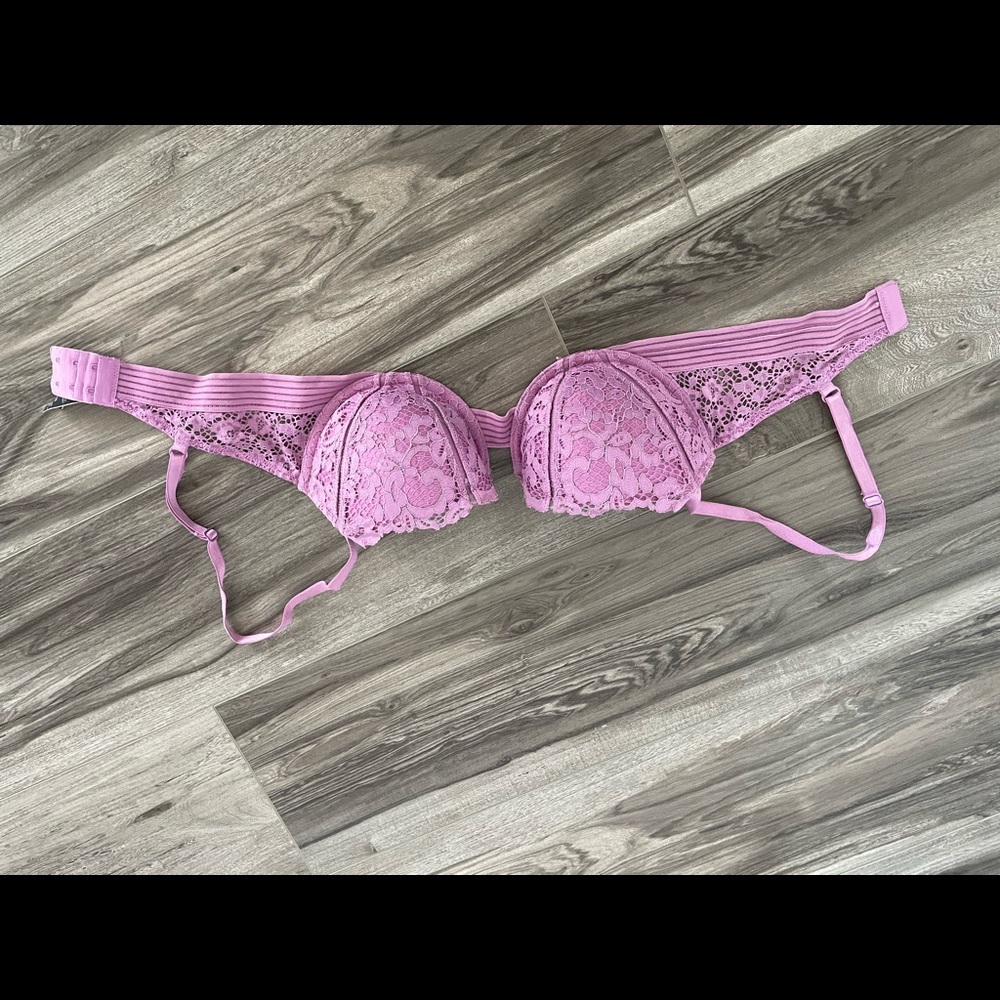 Two Victoria secret bras